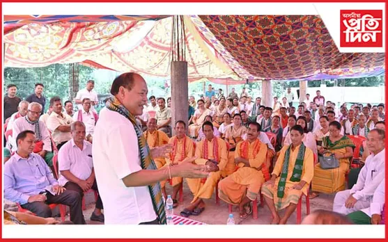 ''নিৰ্বাচন আহিলে কঠিয়া পৰা খেল চলেই''- বিশ্বজিৎ দৈমাৰী...